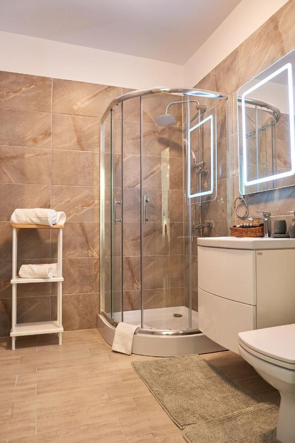 Vanilla Luxury Apartment Spa N Pool Beach Resort 那沃达利 外观 照片